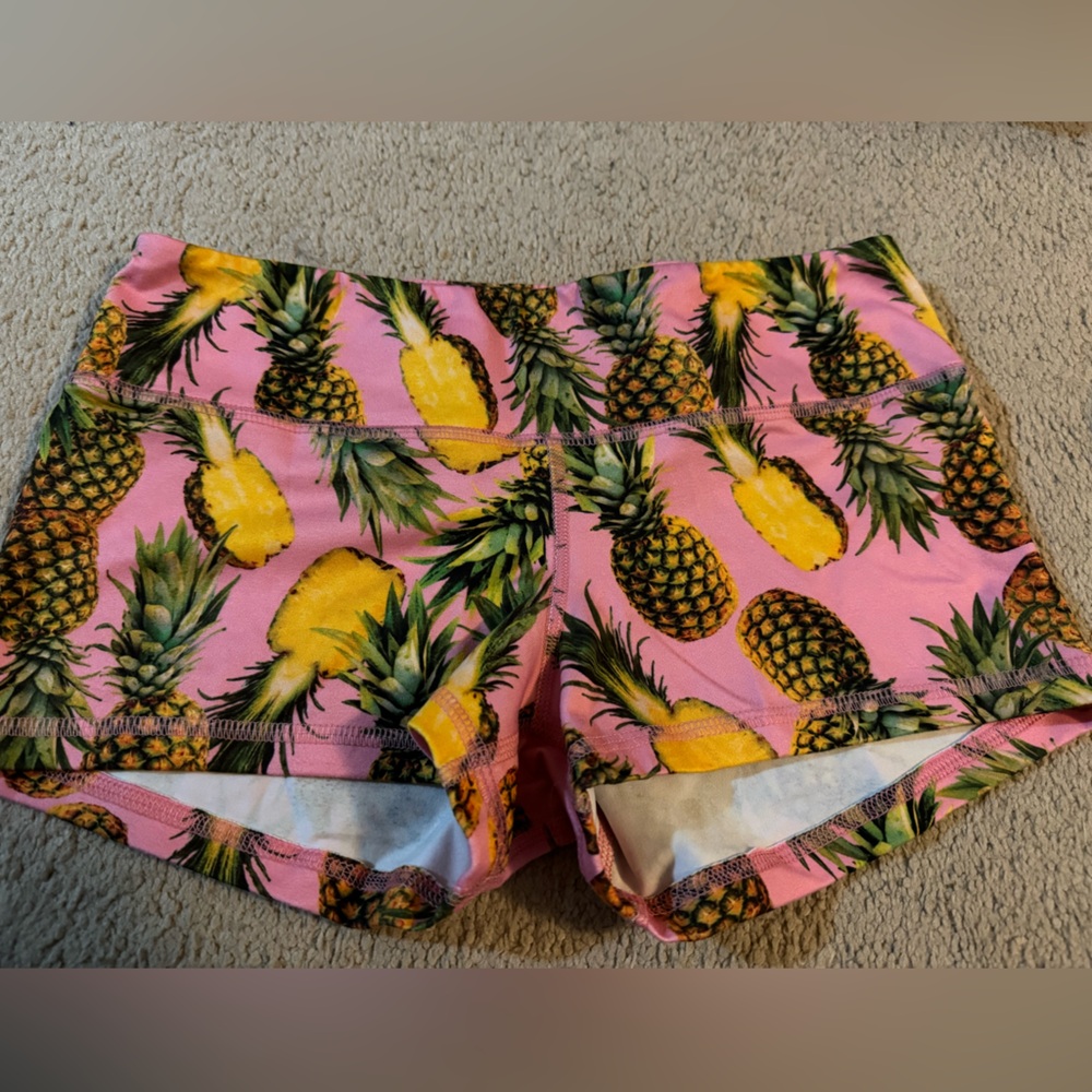 Fleo Shorts